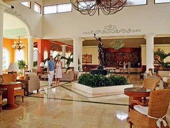 Холл отеля GRAND BAHIA PRINCIPE BAVARO 5*