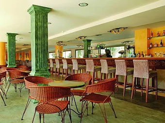 Бар в OCCIDENTAL PLAYA DE PALMA 4*