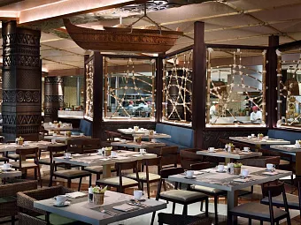 Отель LAPITA HOTEL, DUBAI PARKS AND RESORTS, AUTOGRAPH COLLECTION HOTELS 4*