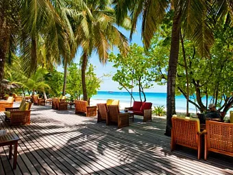 Отель REETHI BEACH RESORT 4*