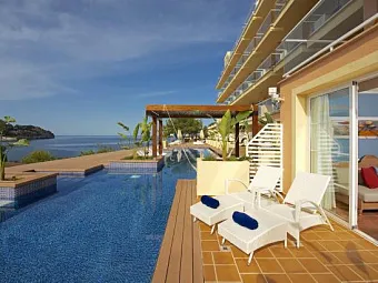 Отель  IBEROSTAR SUITES JARDIN DE SOL 4*