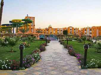  Отель ALBATROS GARDEN RESORT 4*