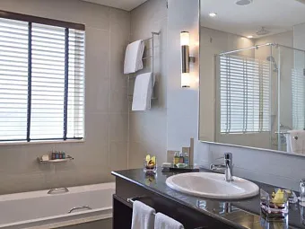 Отель MEDIA ROTANA 5*