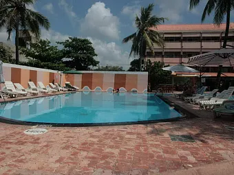 Отель PARADISE BEACH HOTEL 3*