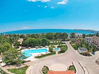 Крым. Феодосия. Отель АЛЫЕ ПАРУСА 4*.