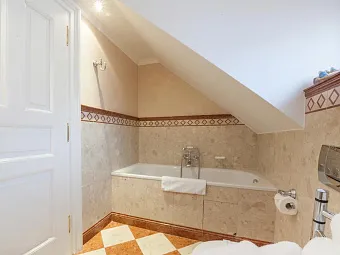 Отель ALCHYMIST GRAND HOTEL & SPA 5*