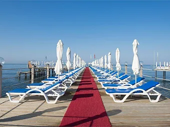   Отель QUATTRO BEACH RESORT & SPA 5*