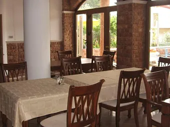 Отель LEVANTIN INN 3*