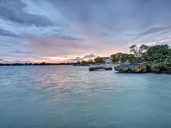 HIDEAWAY AT ROYALTON NEGRIL RESORT 5*  