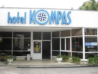 Отель KOMPAS 3*
