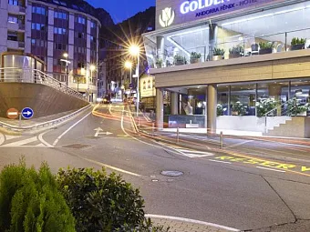 Отель GOLDEN TULIP ANDORRA FENIX HOTEL 4*