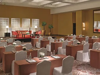 Отель SHANGRI-LA HOTEL QARYAT AL BERI 5*
