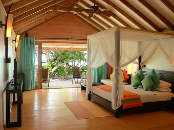 CANAREEF RESORT MALDIVES (HERATHERA ISLAND RESORT) 4*