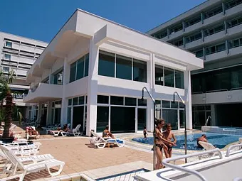 Отель Brioni Hotel 2*