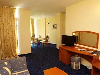 Отель TIARA BEACH 4*