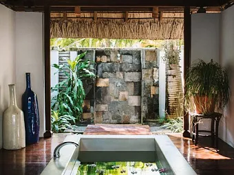 Отель LE PARADISE COVE HOTEL & SPA, A BOUTIQUE RESORT 5*