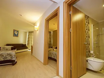 Отель BLUE WAVE SUITE HOTEL 4*