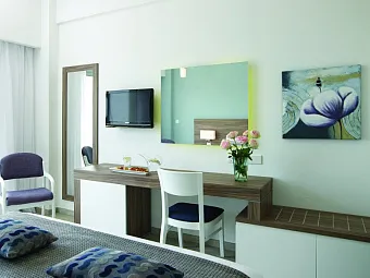  Отель ATLANTICA SEA BREEZE 5*