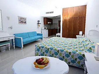  Отель MARLITA BEACH HOTEL APTS 4*