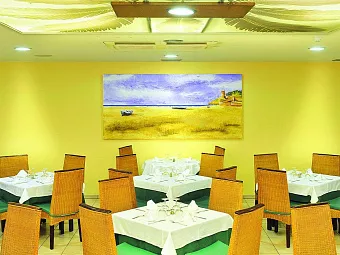 Ресторан в отеле HOTEL GHT OASIS TOSSA & SPA 4*