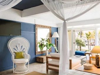 Отель LE PARADISE COVE HOTEL & SPA, A BOUTIQUE RESORT 5*