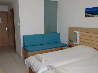 Отель VRISSAKI BEACH HOTEL 3*