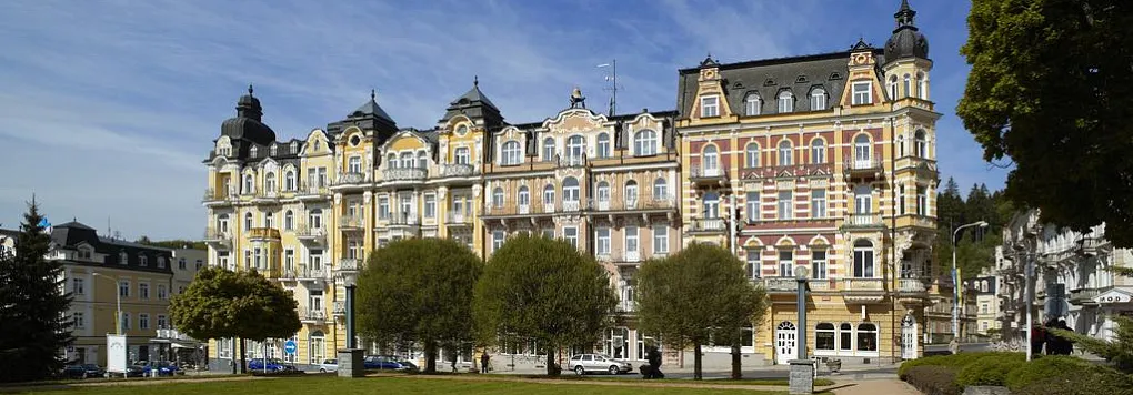 Отель SPA HOTEL PALACE ZVON 4*, Чехия, Марианске-Лазне.