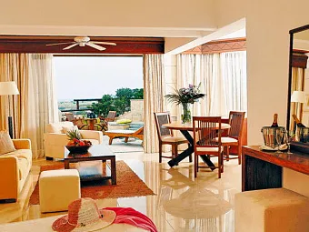 CORAL BEACH HOTEL & RESORT CYPRUS 5*, Кипр, Пафос.