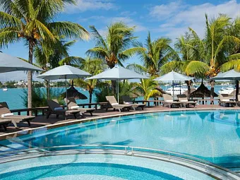 Отель VERANDA GRAND BAIE HOTEL & SPA 3*