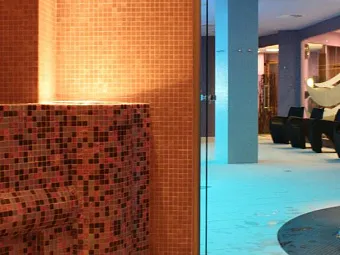 Отель PLAZA ANDORRA LA VELLA 5*