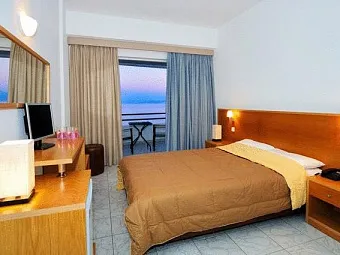 Отель NIFOREIKA BEACH HOTEL & BUNGALOWS 3*