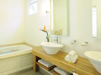 Отель VERANDA GRAND BAIE HOTEL & SPA 3*