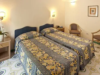 CONTINENTAL MARE 4*