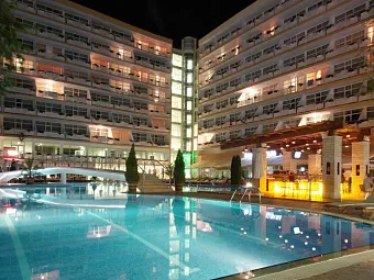 Отель GRAND HOTEL OASIS SUNNY BEACH 4*