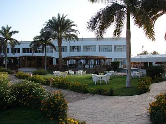 Отель ALADDIN BEACH RESORT 4*.