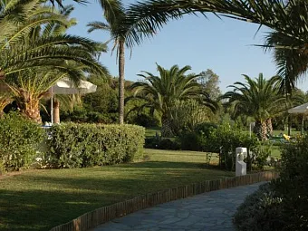 Отель KYLLINI BEACH RESORT 4+*