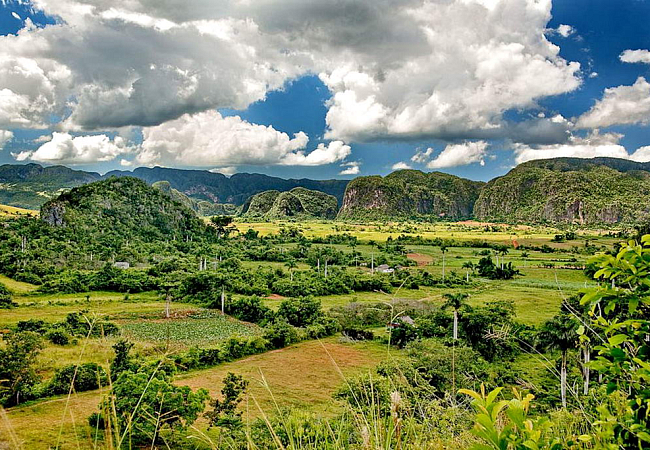 Природные ландшафты Пинар-дель-Рио признаны достоянием человечества, а ещё это родина кубинского табака.