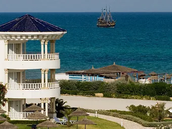 Отель GOLDEN TULIP TAJ SULTAN 5*