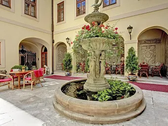 Отель ALCHYMIST GRAND HOTEL & SPA 5*