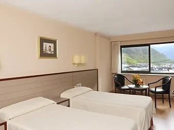 Отель KYRIAD ANDORRA COMTES HOTEL 3*