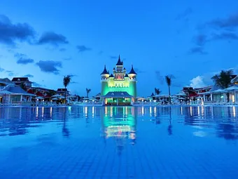 Отель LUXURY BAHIA PRINCIPE FANTASIA 5*