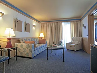  Номер Suite в ALDEMAR AMILIA MARE 5*