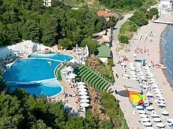 Бассейн в отеле PARADISE BEACH ST. VLAS 4*