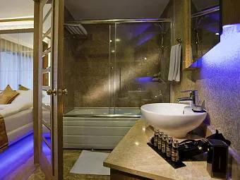 Отель Granada Luxury Resort and Spa 5*