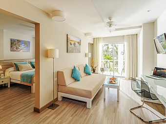  BE LIVE COLLECTION PUNTA CANA 5*. Suite.