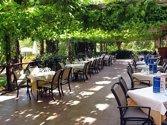 Отель OHTELS VILLA ROMANA 4*