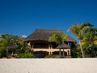 SHANTI MAURICE A NIRA RESORT 5*