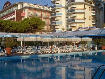  Отель MONACO & QUISISANA 4*