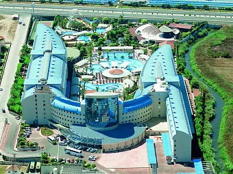 CRYSTAL ADMIRAL RESORT SUITES & SPA 5*