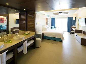  интерьер номера в BARCELO BAVARO BEACH 5*